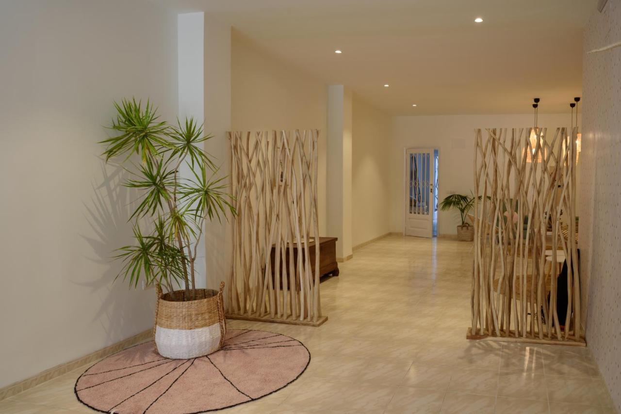 Hostal Beni بينيكاسّين المظهر الخارجي الصورة